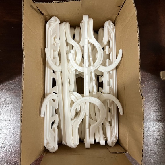 🔥NWOT Plastic Magic Hangers (space saving) - Picture 6 of 6